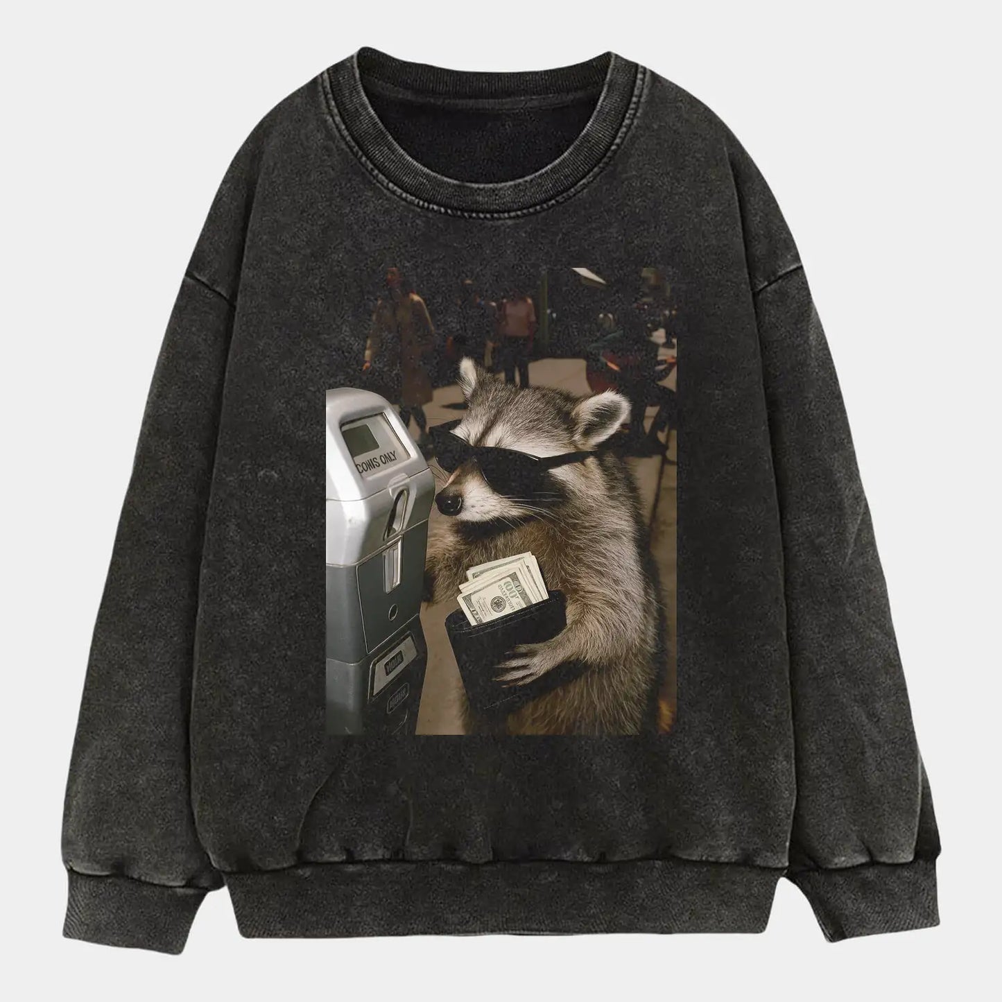 WACKY RACCOON T-SHIRT