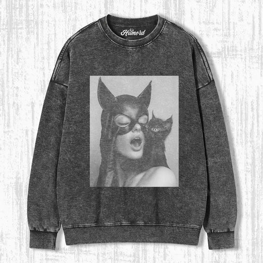 BUNNY AND CAT T-SHIRT