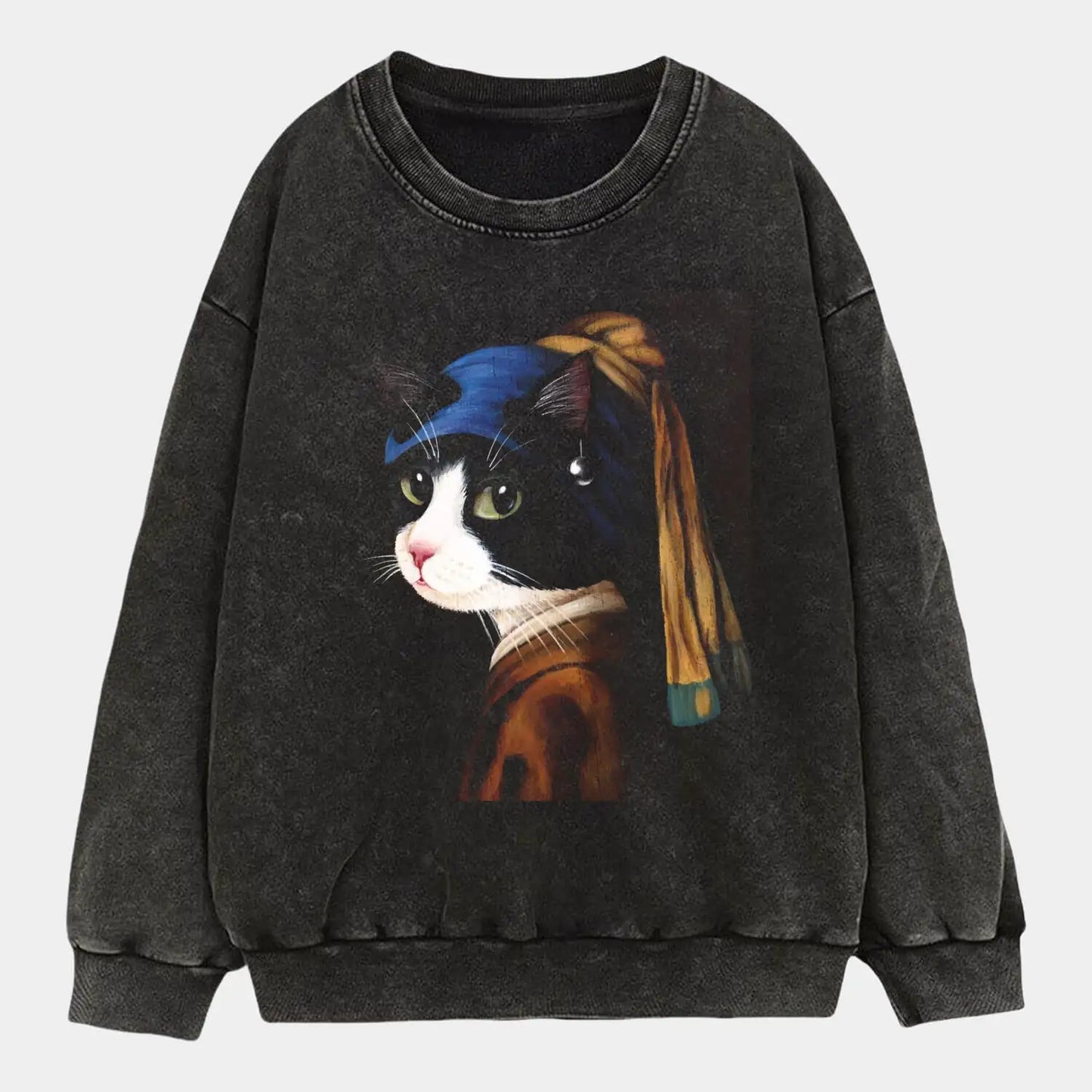CAT WITH A PEARL EARRING TEE
