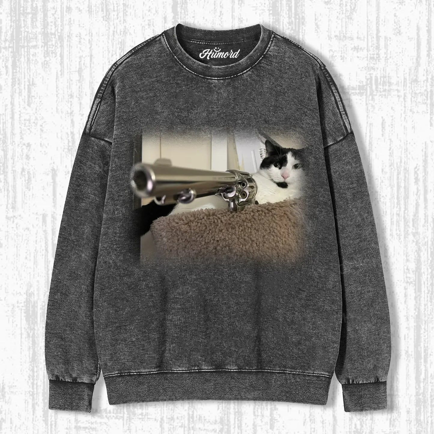 CATS AND GUNS T-SHIRT