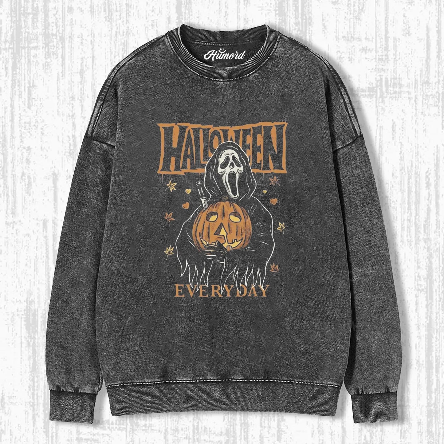 HALLOWEEN EVERYDAY T-SHIRT