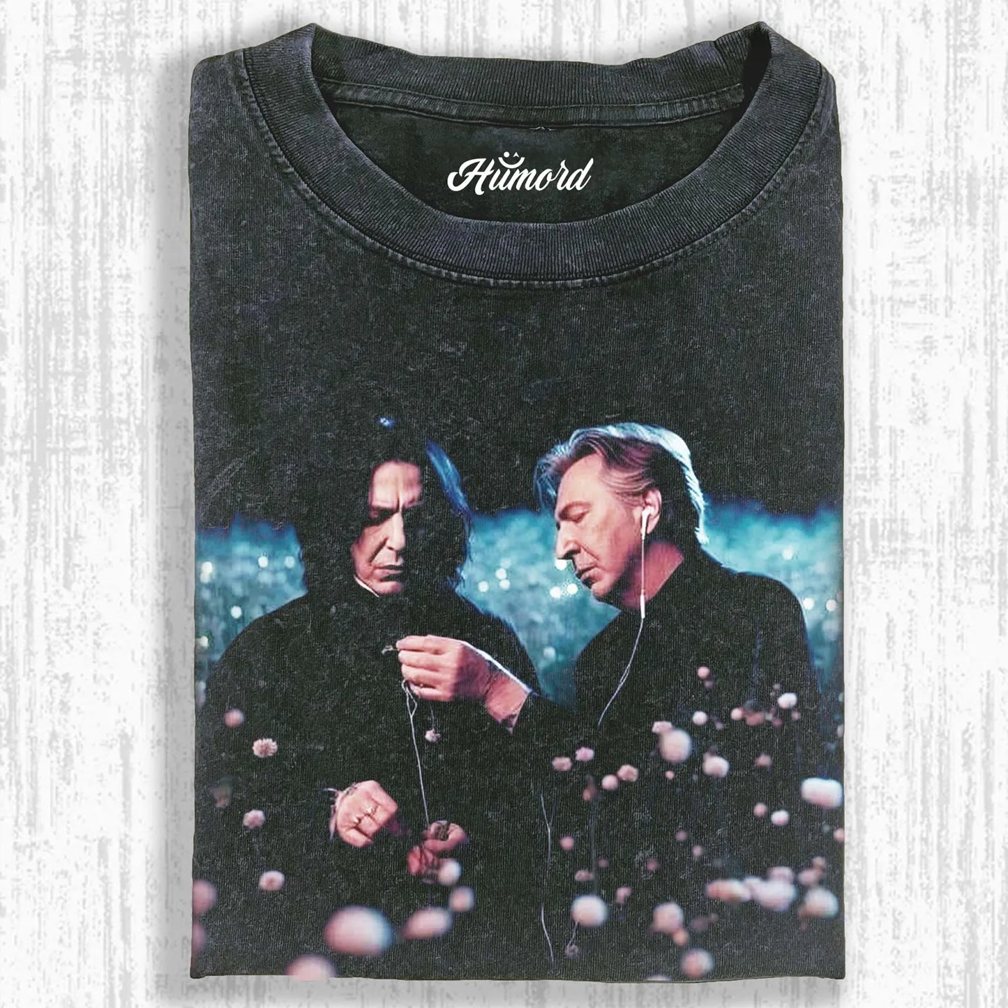 HP LISTENING TO MUSIC T-SHIRT