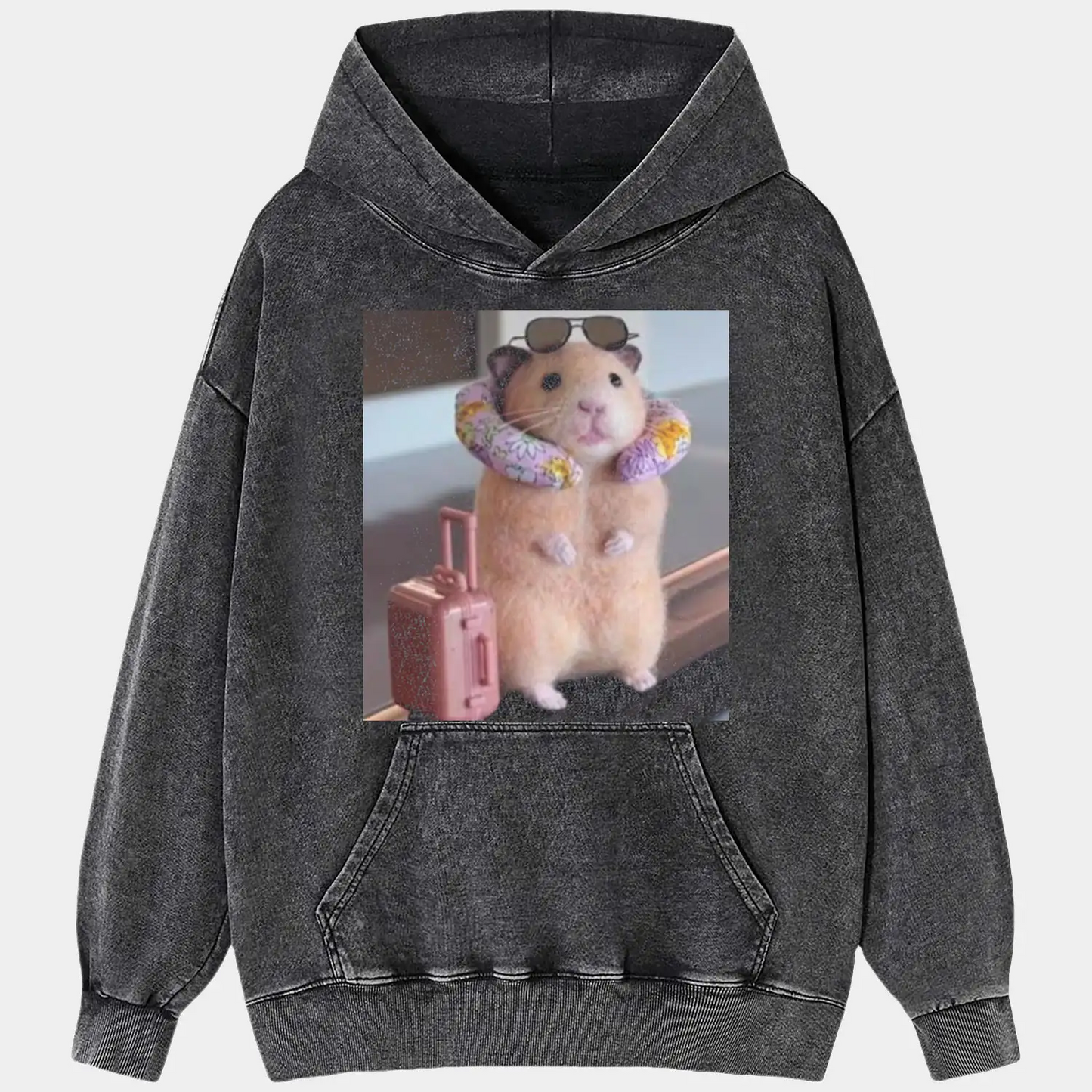 ON HOLIDAY HAMSTER TEE