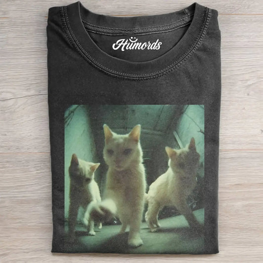 THREE CATS T-SHIRT