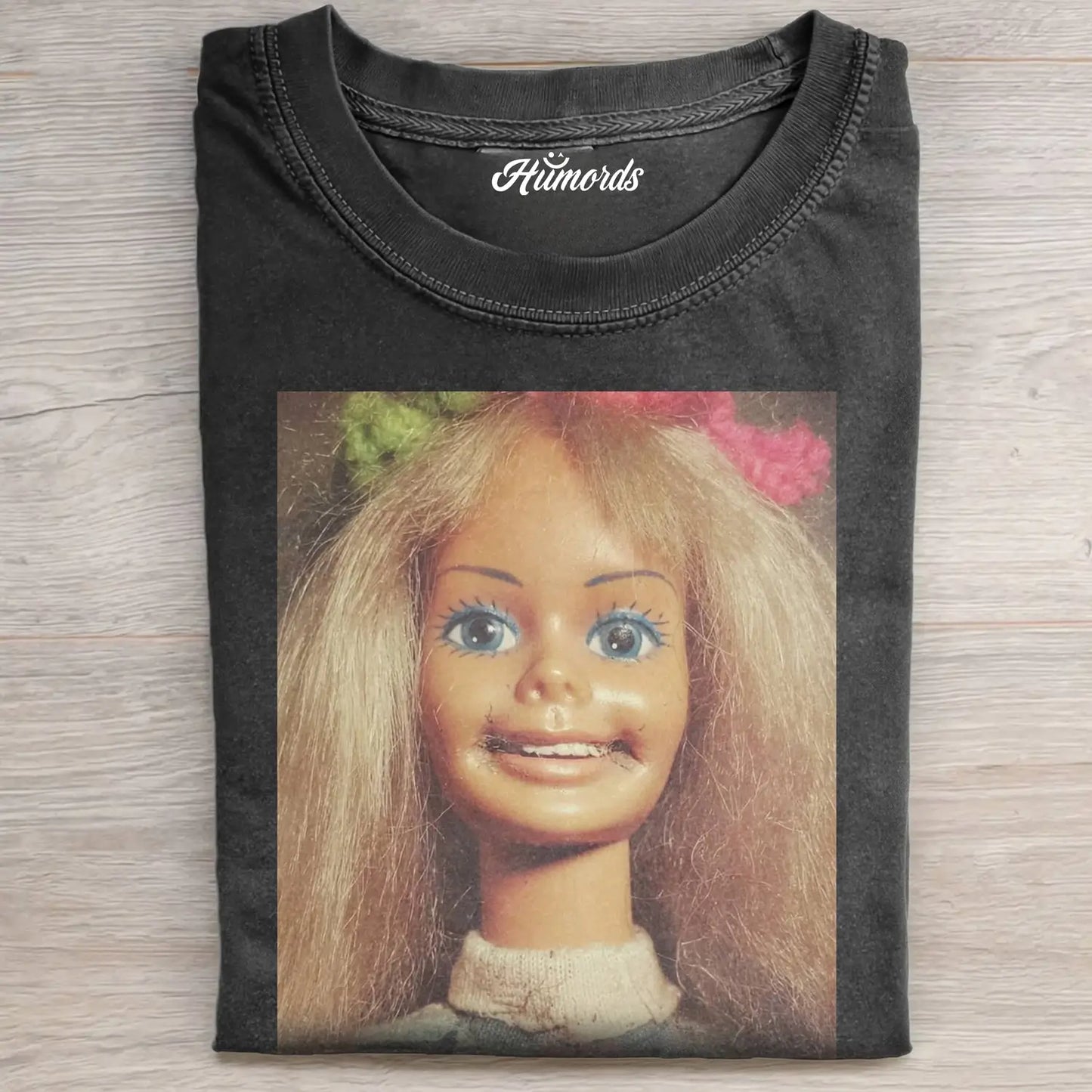 BARBIECORE FAKE SMILE SHORT SLEEVED TEE