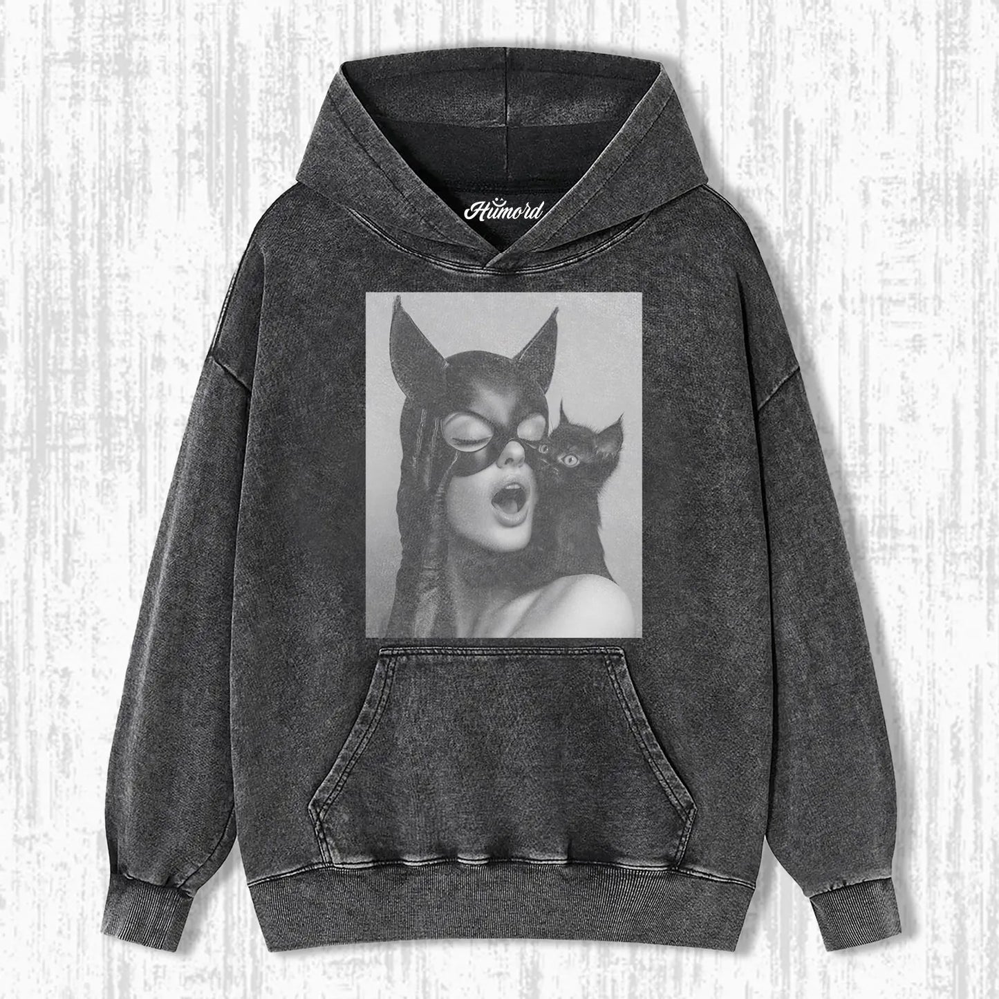 BUNNY AND CAT T-SHIRT