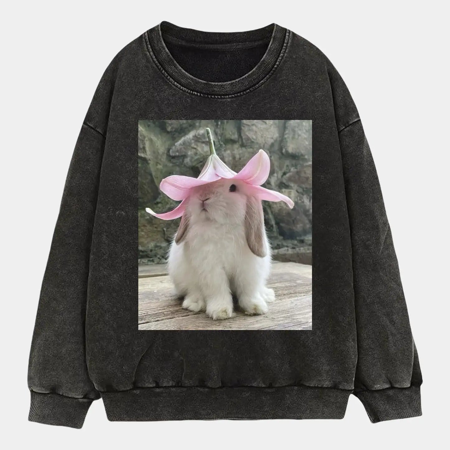 BUNNY WEARING FLOWERS TEE