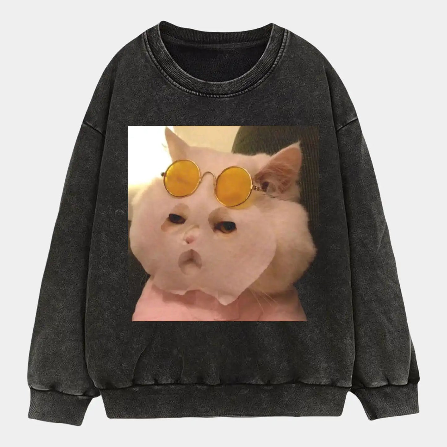 Beauty care cat 7.28 Tee