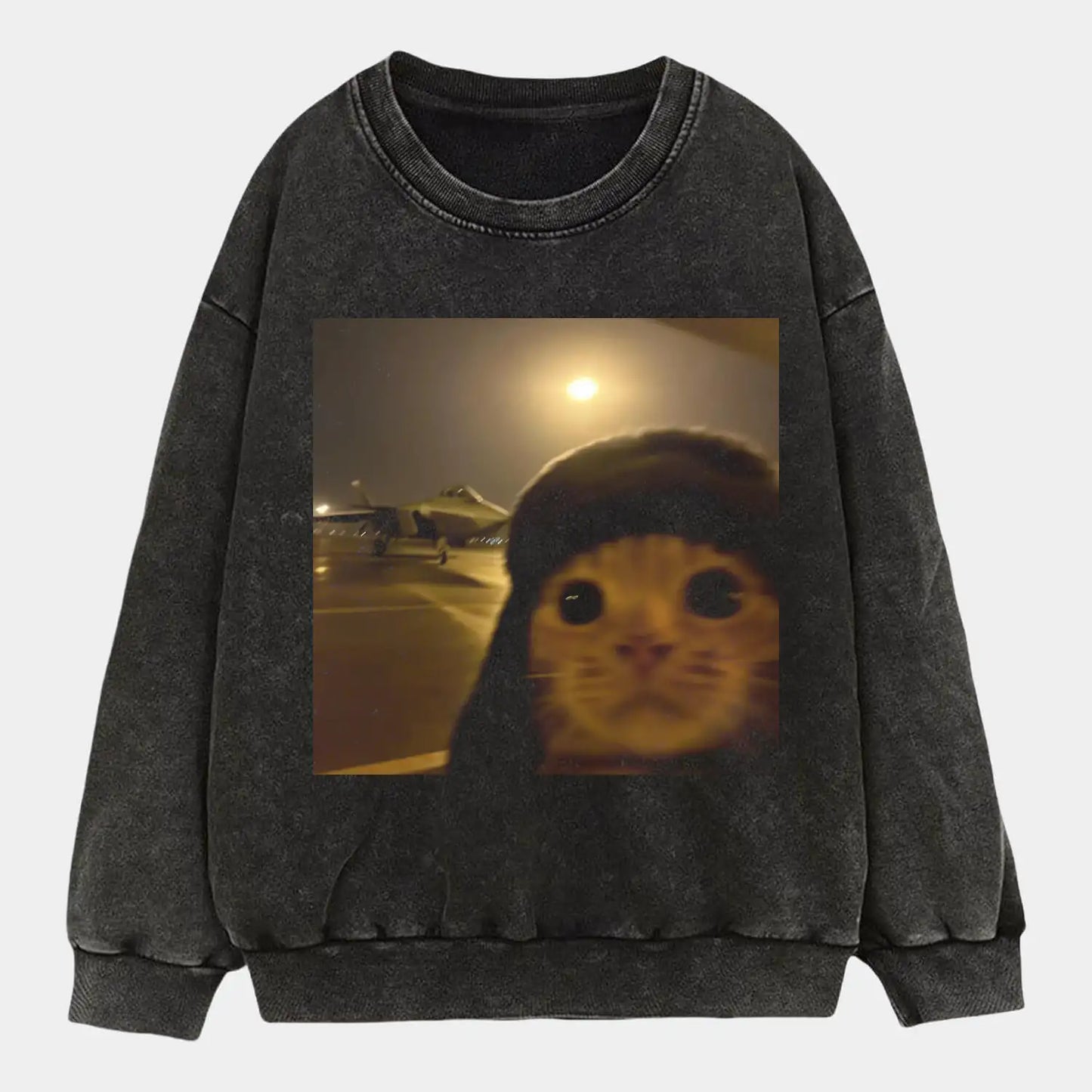 CAT TAKING SELFIE V2 TEE