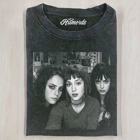 2000S RETRO WILD GIRL CLUB T-SHIRT