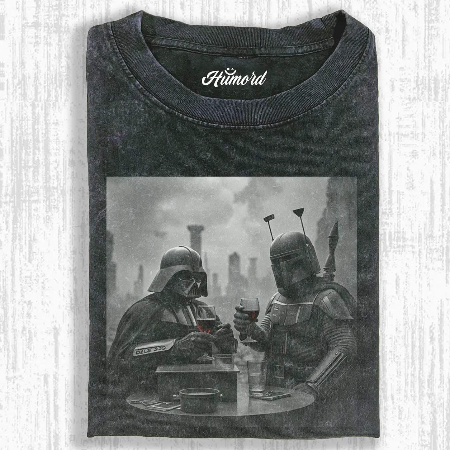 DARTH VADER AND BOBA FETT HAVING A DRINK T-SHIRT