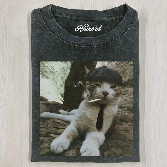 DECADENT SMOKE CAT T-SHIRT