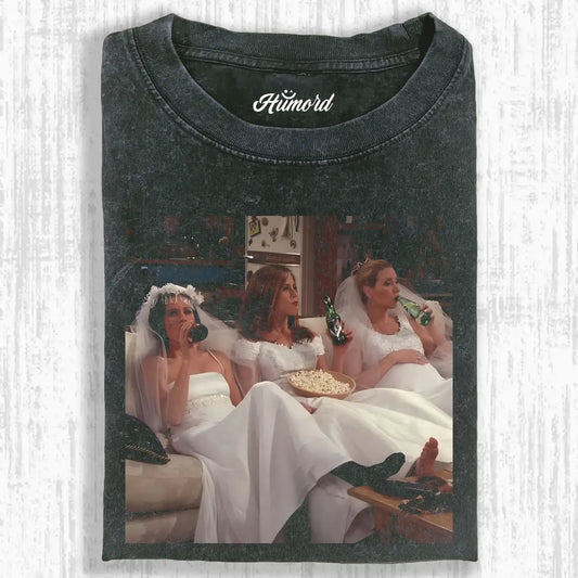 FRIENDS V4 TEE