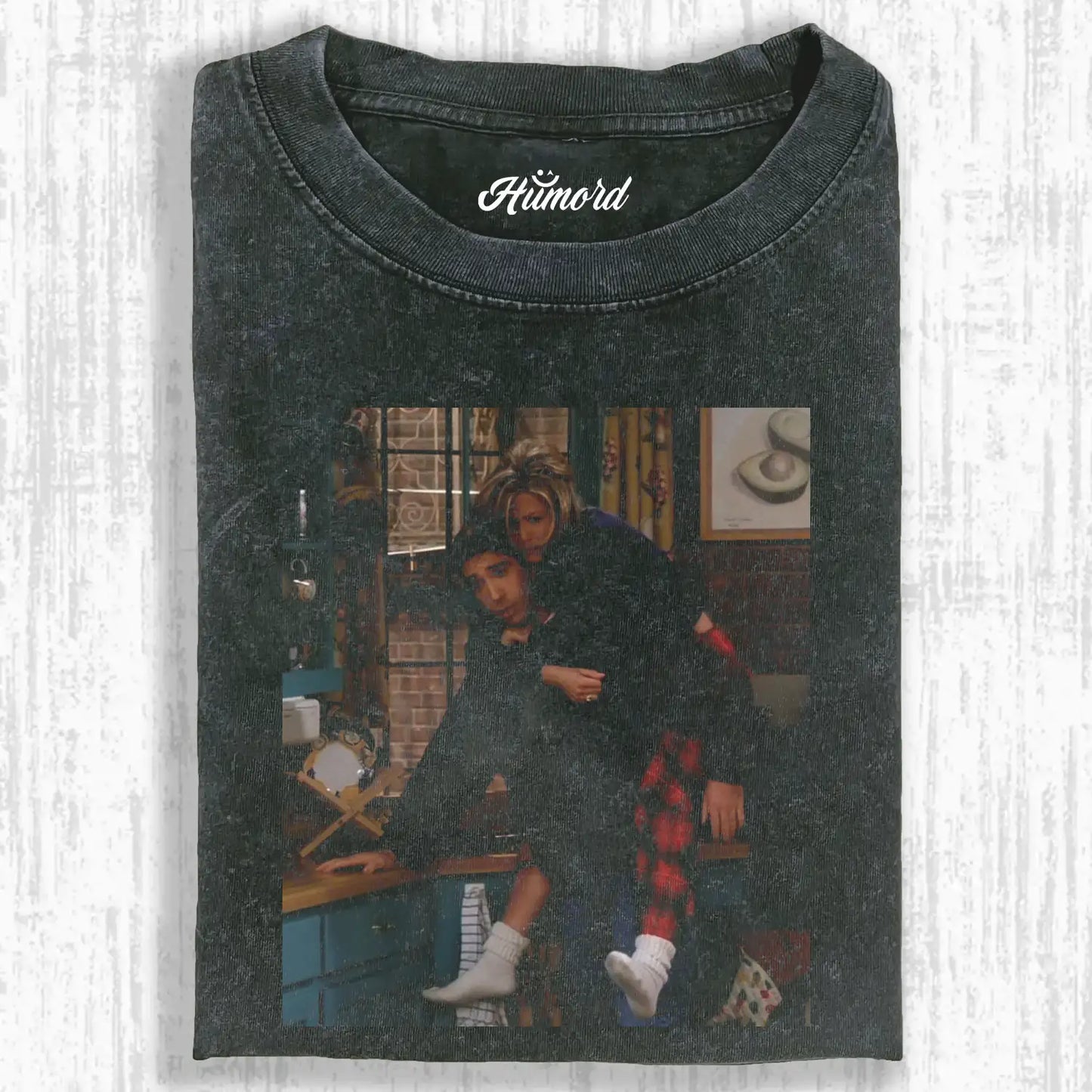 FRIENDS V5 TEE