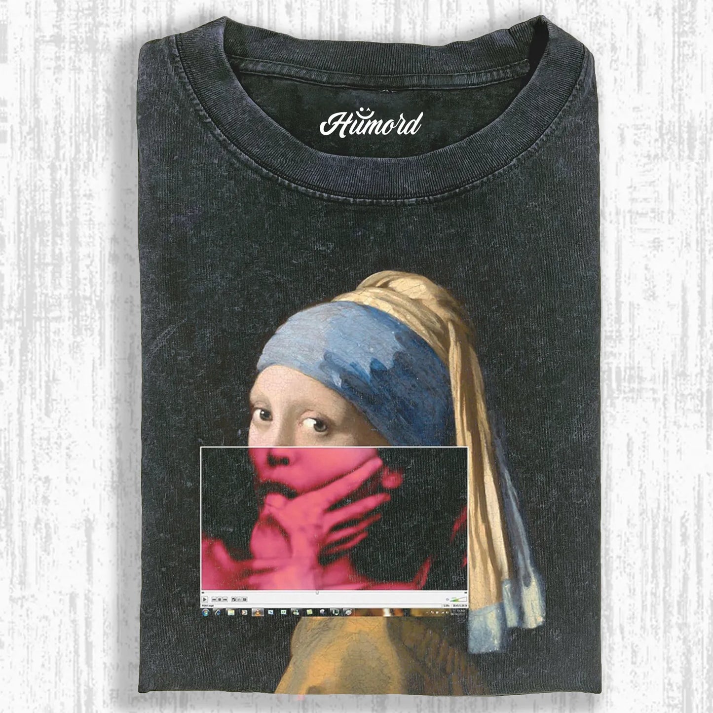 GIRL WITH A PEARL EARRING T-SHIRT
