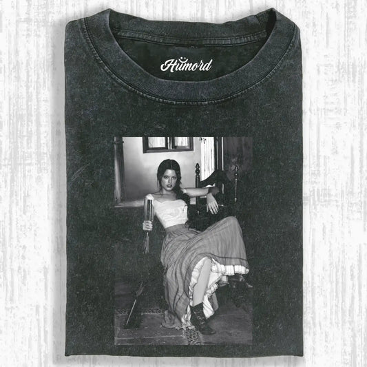 GUN & BEAUTY T-SHIRT