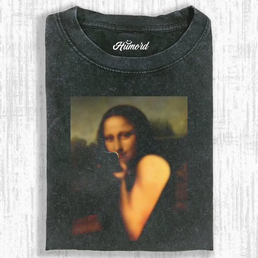 Gunned Lisa T-SHIRT
