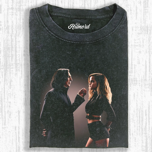 HP TEACHER AND STUDENT TALKING T-SHIRT