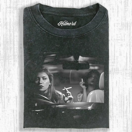 SMOKE WOMAN T-SHIRT V1.6