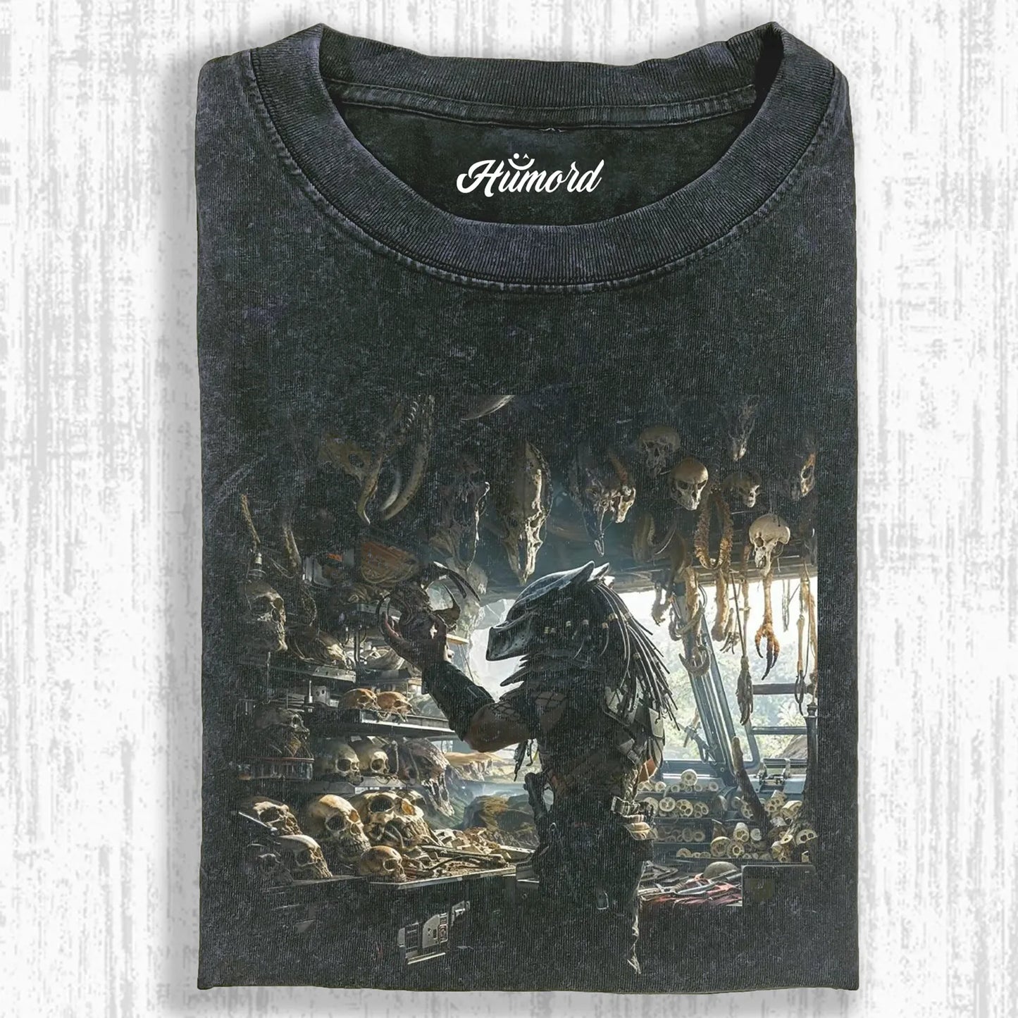 PREDATOR TROPHY ROOM T-SHIRT
