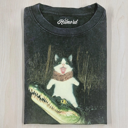 SCARING CAT T-SHIRT V1.1