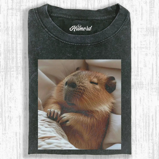 SLEEPING HAMSTER TEE