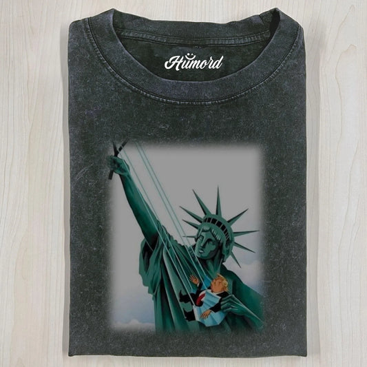 STATUE OF LIBERTY FUNNY T-SHIRT