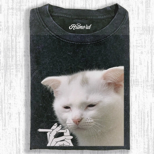 THE SMOKING CAT T-SHIRT